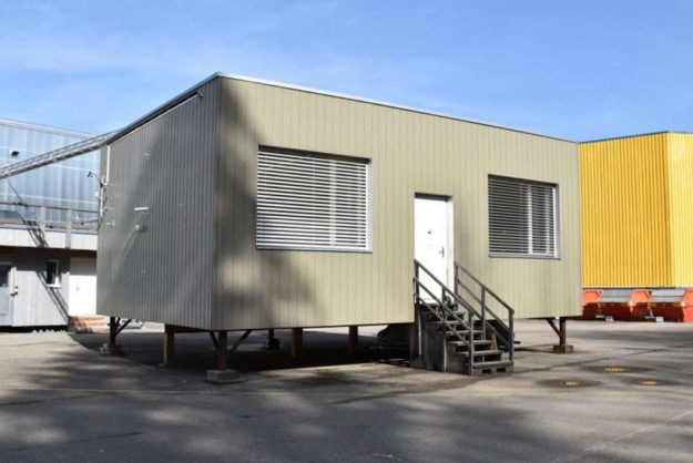 01_Front view